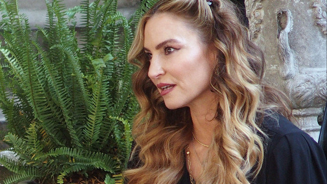  Vencedora do Emmy, atriz de ‘Família Soprano’ abre conta no OnlyFans aos 51 anos