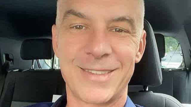  Alexandre Correa passa mal durante entrevista após rever acusações de Ana Hickmann