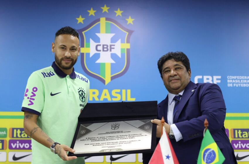  Neymar se faz presente do hotel ao vestiário e até aparta briga na seleção