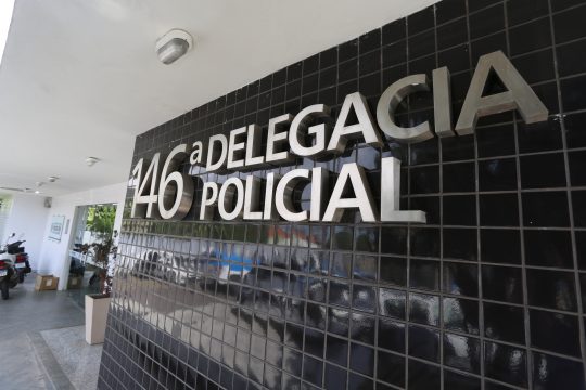  Mulher agride ex, é presa, liberada, mas o agride novamente