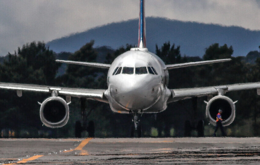  Viajar de avião vai ficar mais caro com combustível sustentável