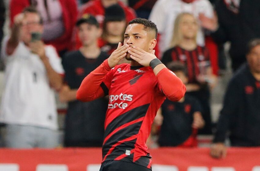  Em dez anos, Athletico faturou R$ 1,1 bilhão na venda de jogadores