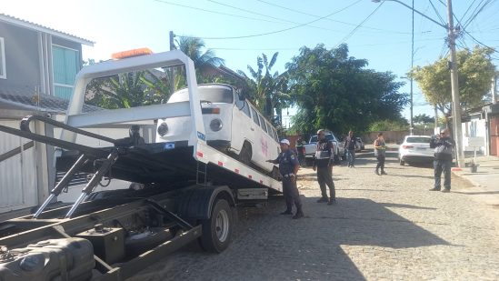  Guarda e Ordem Pública removem veículos abandonados em vias públicas