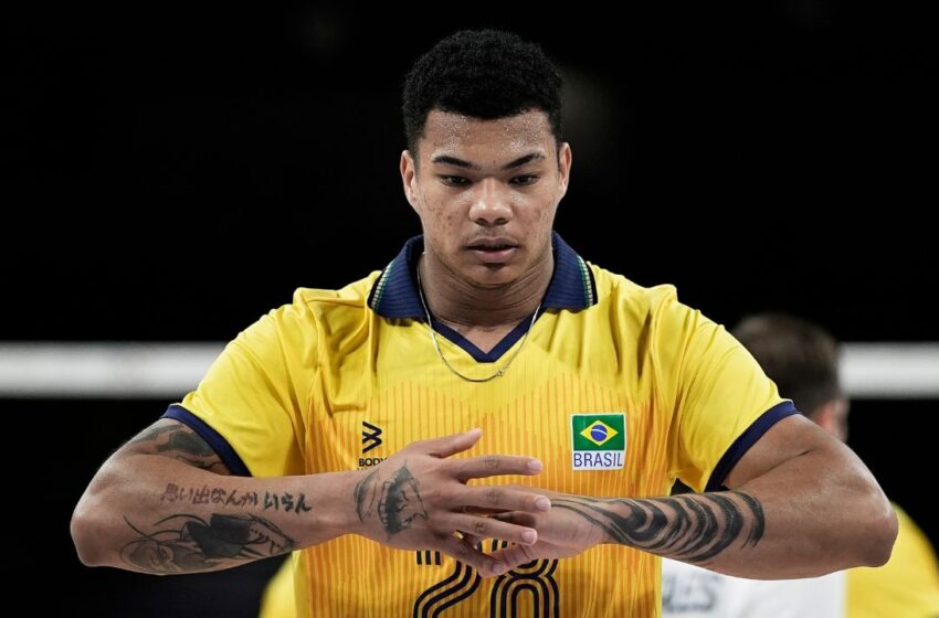  Brasil perde para a Itália na estreia do vôlei masculino em Paris