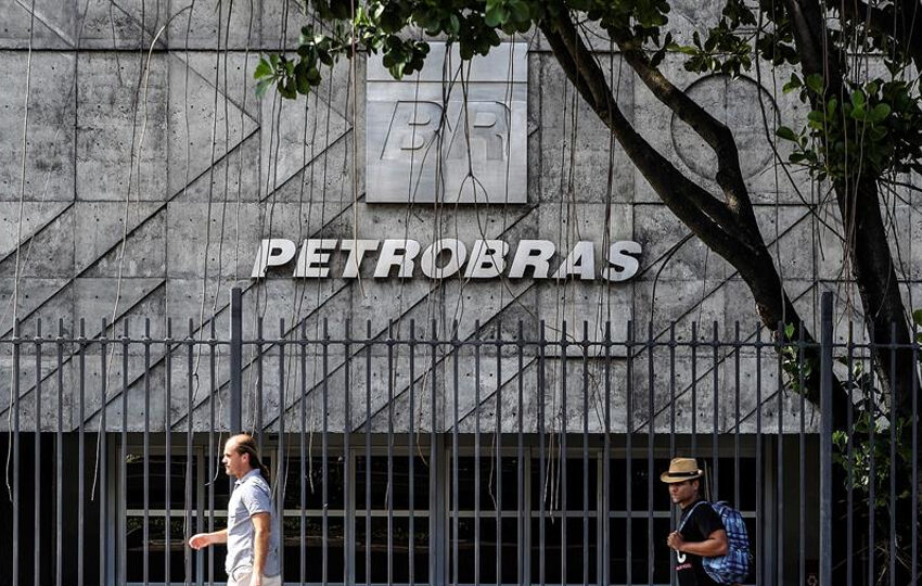  Petrobras tem prejuízo de R$ 2,6 bilhões no 2º trimestre e anuncia R$ 13,5 bilhões em dividendos
