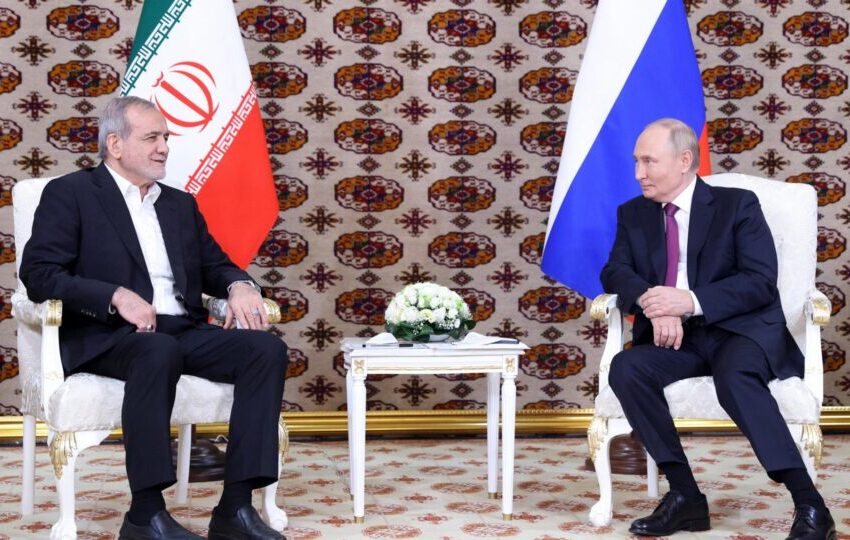  Em ligação, Rússia e Irã expressam apoio “incondicional” ao ditador Bashar al-Assad