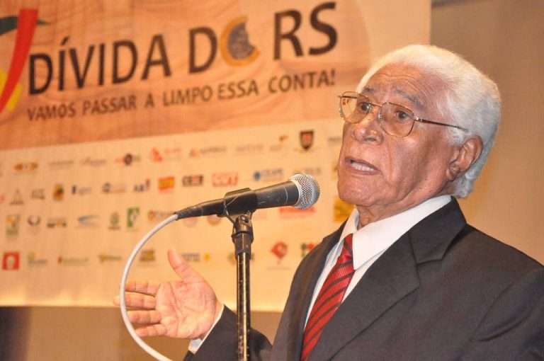  Morre Alceu Collares, ex-governador do Rio Grande do Sul