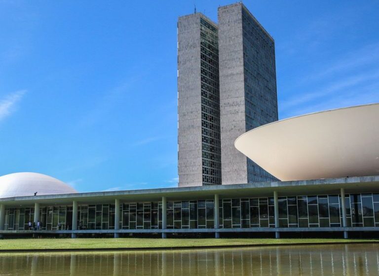  Congresso reúne-se hoje para promulgar a PEC do corte de gastos do governo