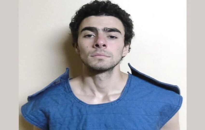  Luigi Mangione se declara inocente das acusações de assassinato e terrorismo