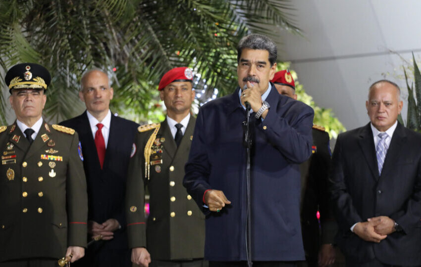  EUA pedem que regime de Maduro conceda salvo-condutos a opositores refugiados em embaixada