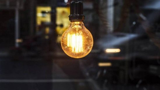  Conta de luz: bandeira tarifária de janeiro sem cobrança extra