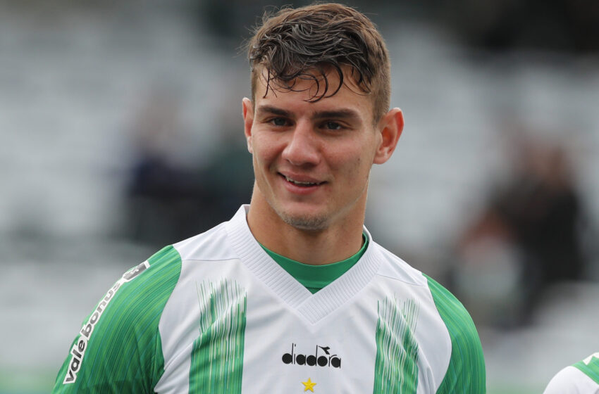  Clube da Série A avança em negócio por lateral do Coritiba; saiba valores