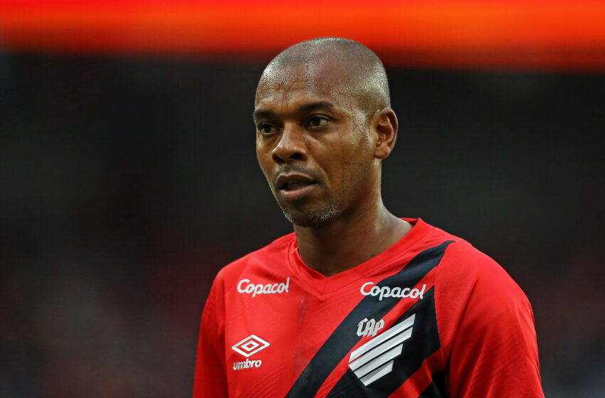  Aos 39, Fernandinho deixa o Athletico com melhor desempenho ofensivo da carreira