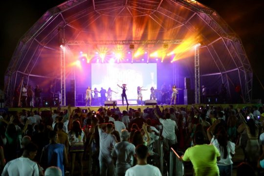  Shows musicais reúnem grande público em SJB
