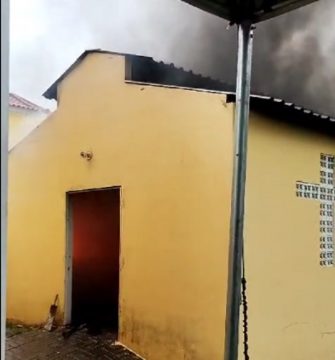  Vídeo: incêndio atinge capela do Santuário de Santo Amaro