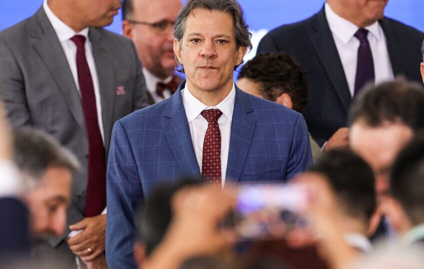  Oposição cita pressão popular e celebra recuo do governo Lula sobre o Pix