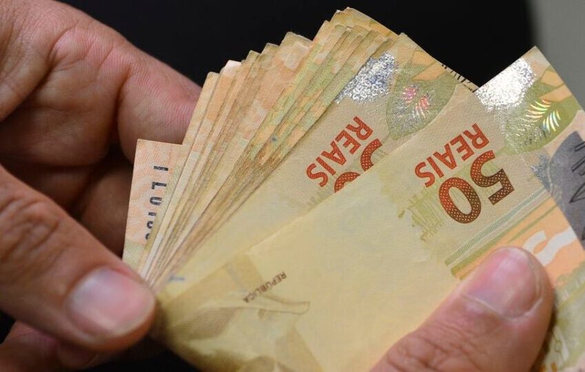  Juros devem superar expectativas do mercado e chegarem a 15%, dizem bancos
