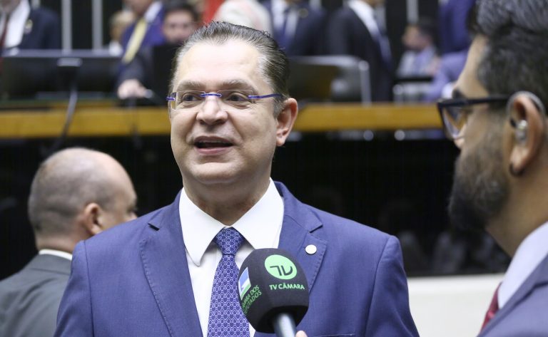  Novo líder do PL destaca como prioridade a aprovação da anistia aos condenados pelos atos do 8 de janeiro