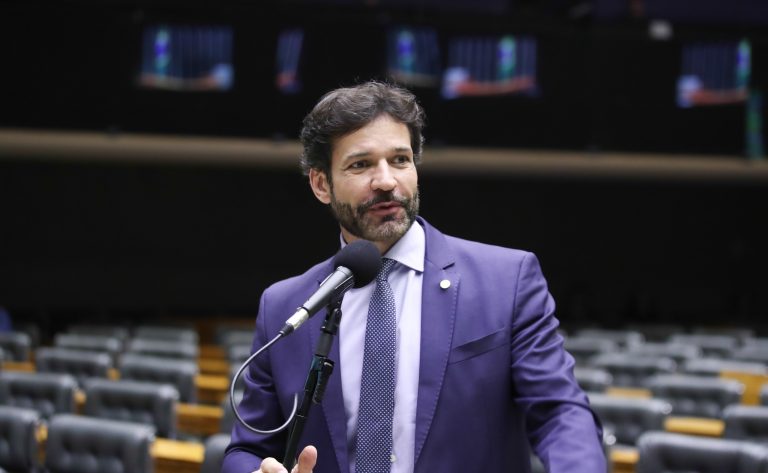  Marcelo Álvaro Antônio é eleito presidente da Comissão de Turismo