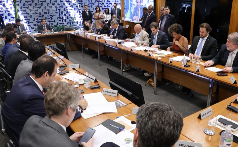  Presidência das comissões será definida nesta semana
