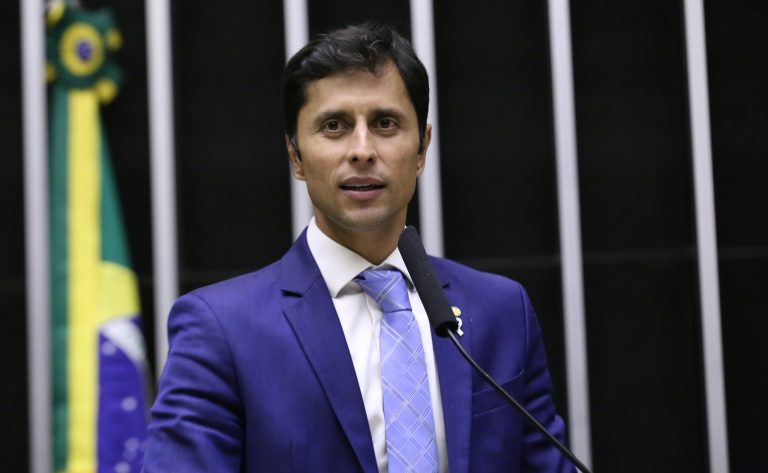  Projeto reserva de 10% a 15% dos fundos eleitoral e partidário a candidaturas de pessoas com deficiência