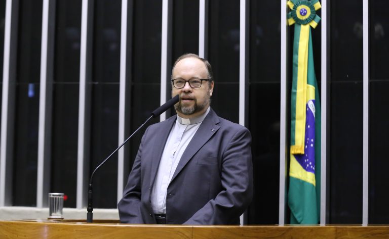 Igreja Católica cobra envolvimento parlamentar na causa ambiental