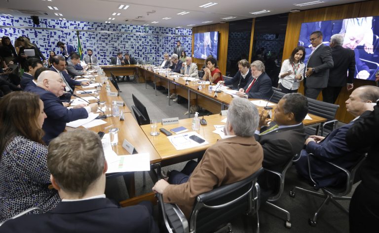  Projeto da anistia não vai entrar na pauta da próxima semana, diz Motta
