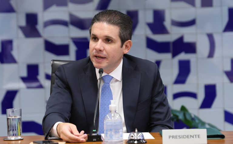  Motta defende alternativas de arrecadação para aprovar a isenção do Imposto de Renda