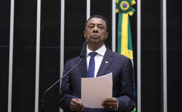  Câmara aprova projeto que amplia número de deputados federais de 513 para 531