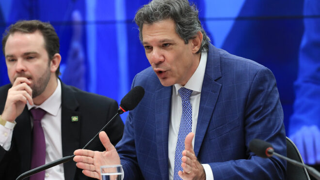  Haddad perdeu as condições de continuar no cargo, diz líder da oposição