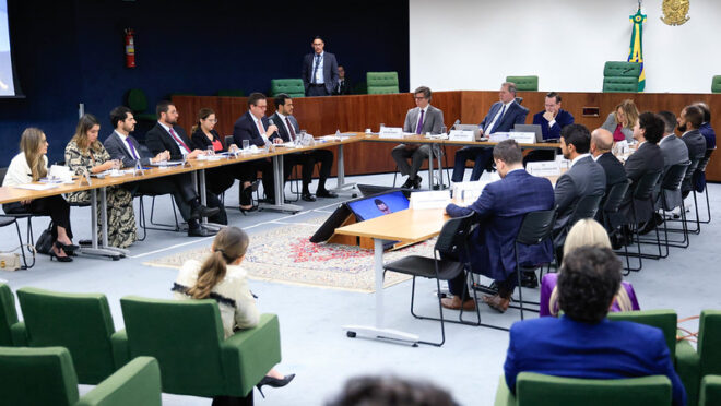  Governo promete ressarcir 1,8 milhão de aposentados a partir de julho