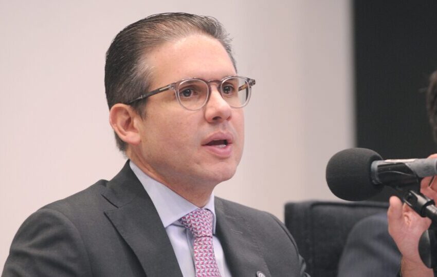  Motta reforça recado a Haddad de que aprovação do pacote do IOF será difícil no Congresso