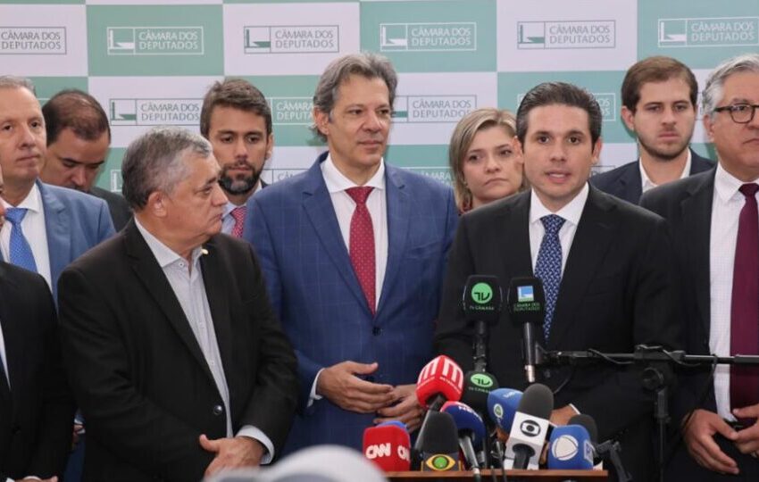  Congresso e Haddad discutem alternativas ao IOF em reunião prolongada