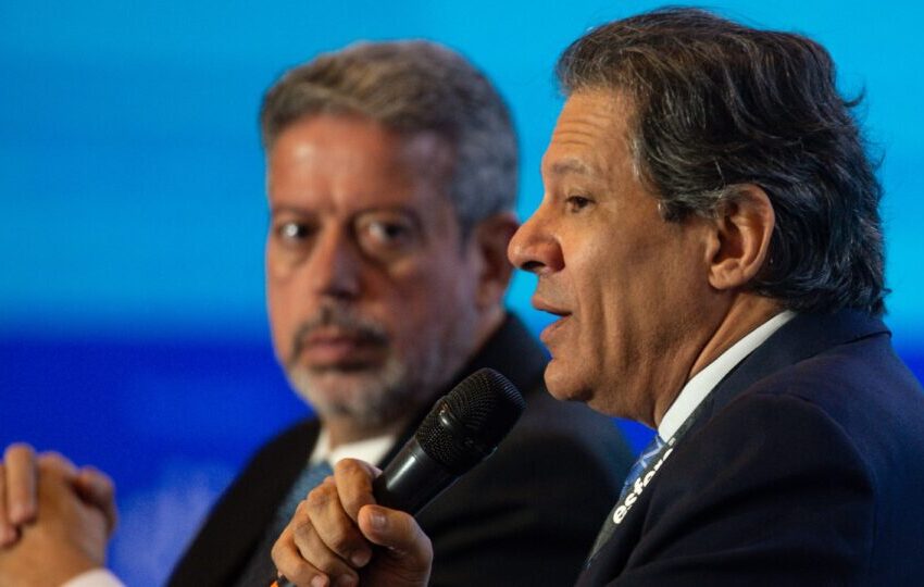  Impasse na reforma do IR: Lira e governo não se entendem sobre taxação dos mais ricos
