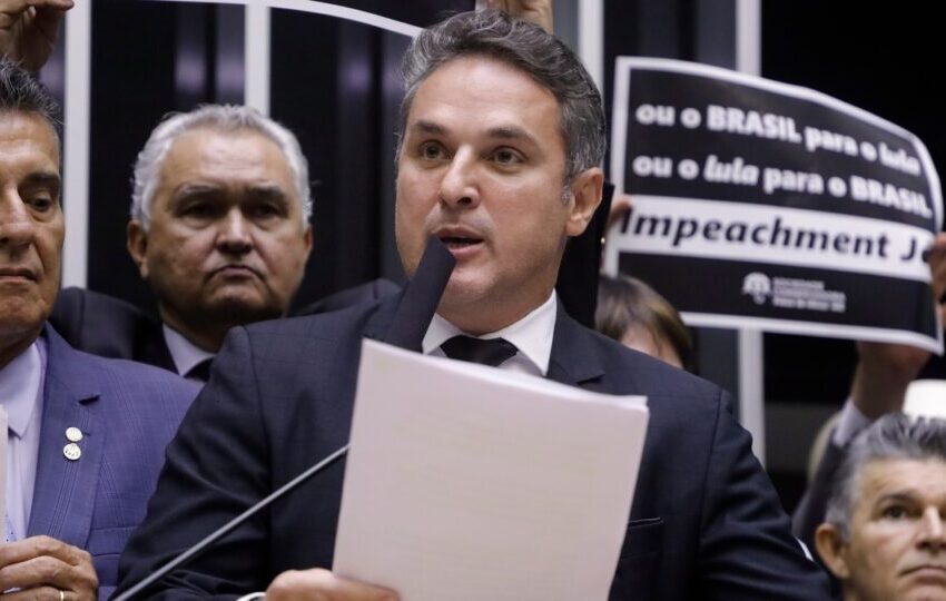  Oposição chama proposta alternativa ao IOF de “improvisada” e diz que vai barrar no Congresso