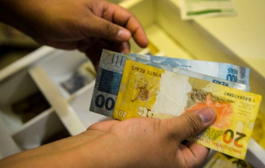 Mercado mantém juros em 14,75% em semana de reunião do Copom