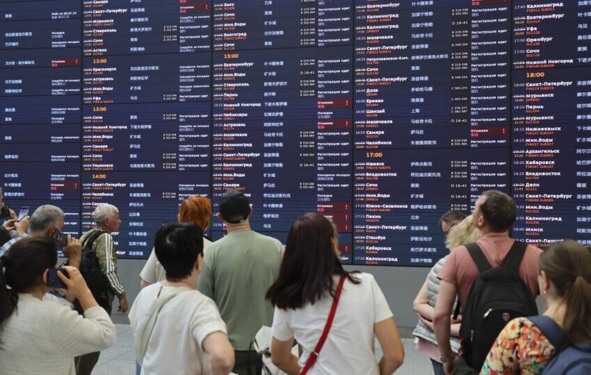  Ataques de drones da Ucrânia obrigam fechamento de aeroportos em Moscou
