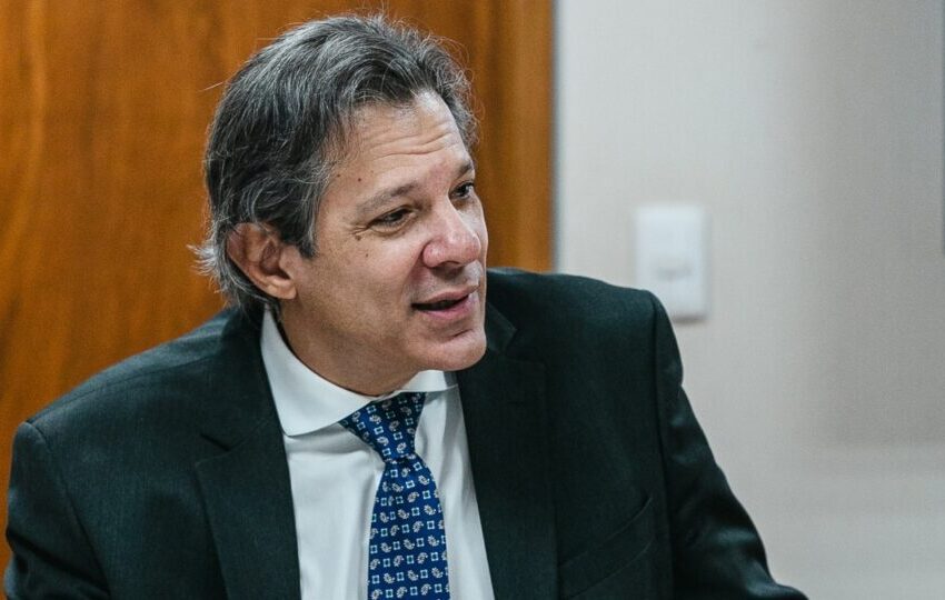  Governo tem plano de contingência para decisão de Lula a tarifaço de Trump, diz Haddad