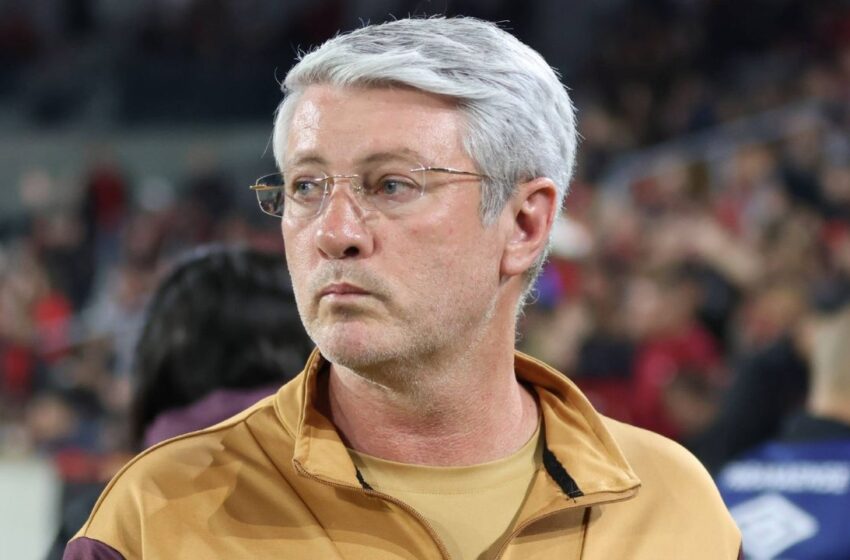 Athletico leva mais um ‘não’ e enfrenta dificuldades para reforçar setor carente