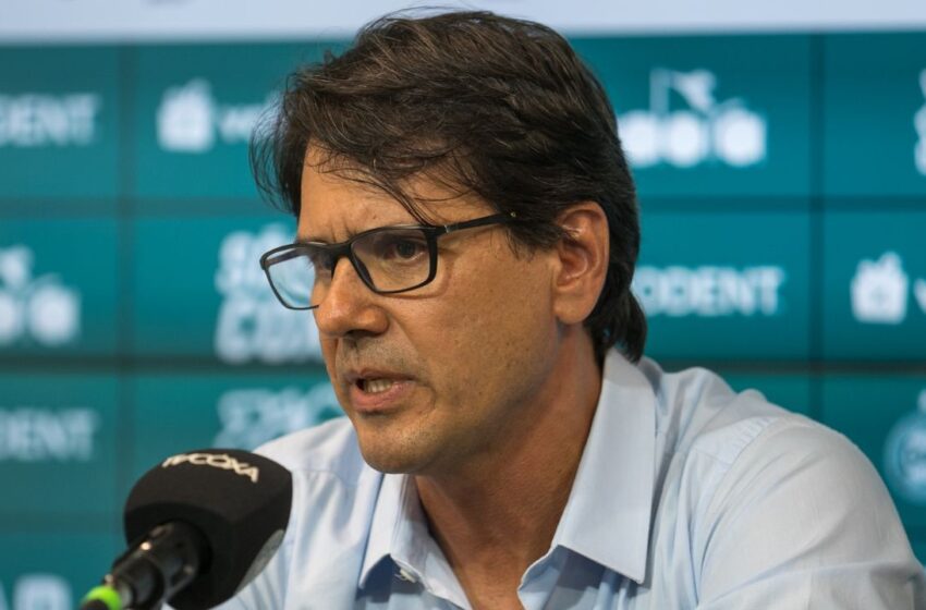 Coritiba muda postura para a última janela de transferências do ano