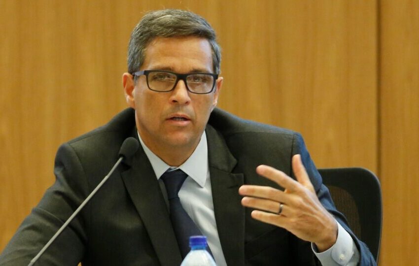  Campos Neto rebate Haddad e critica “narrativa política” sobre juros altos