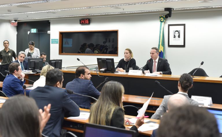  Conselho de Ética analisa novos processos contra deputados