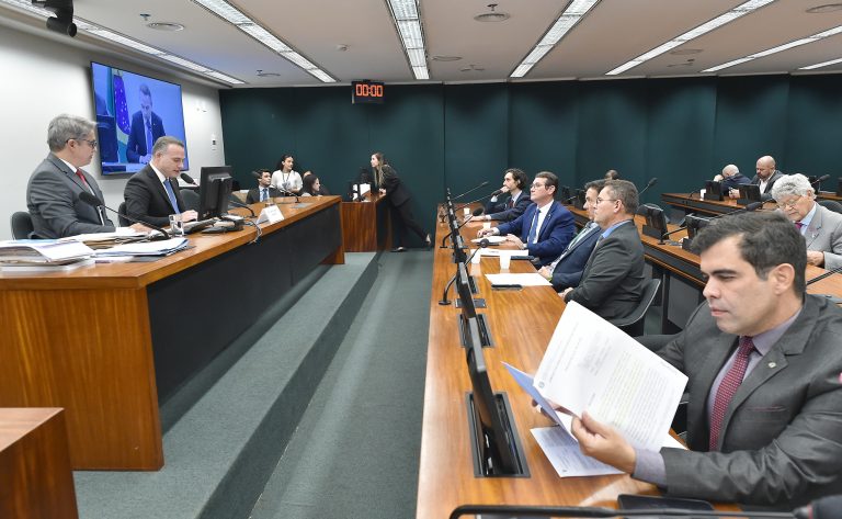  Conselho de Ética ouve deputados e testemunhas sobre ocupação do Plenário