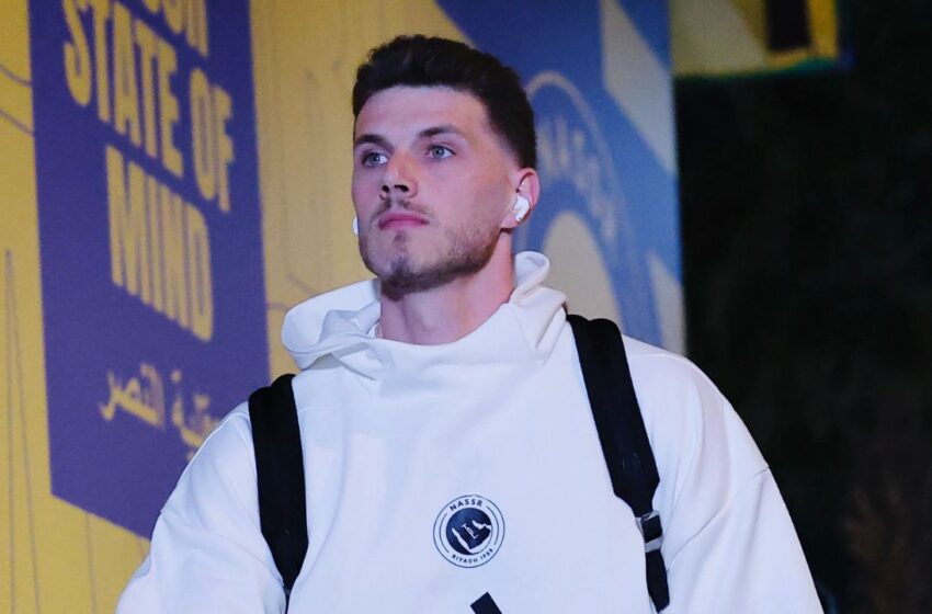  Bento retoma titularidade no Al-Nassr após fracasso na ida para a Itália