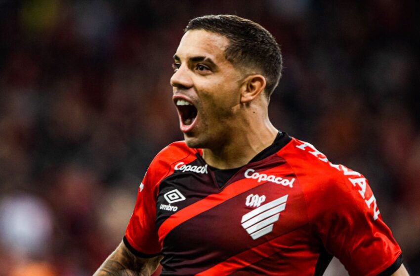  Athletico descarta Terans e mantém negócio por Cetré