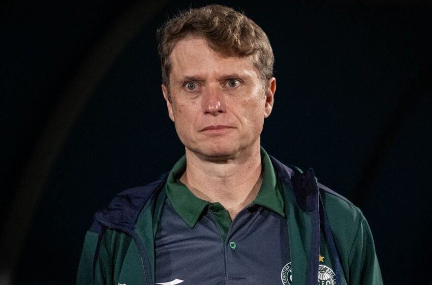  “Nosso melhor jogo defensivo”: Seabra explica motivo de empate do Coritiba no Paranaense