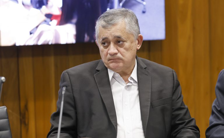  Líder do governo afirma que a prioridade para a próxima semana é a PEC da Segurança