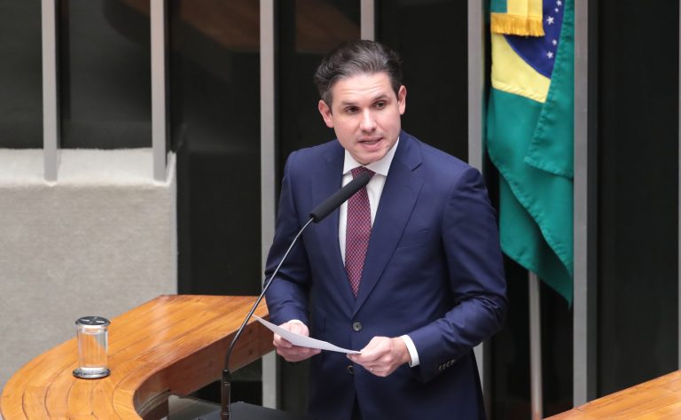  Presidente da Câmara destaca prioridades legislativas e votações previstas para 2026