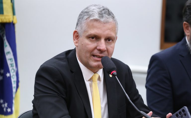 Dr. Frederico é o novo presidente da Comissão de Legislação Participativa