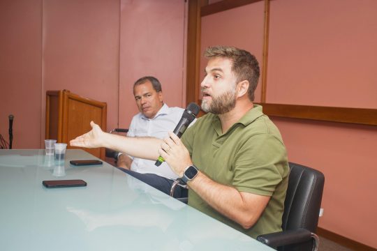  Wladimir comunica saída oficial e transmitirá cargo para Frederico na quinta